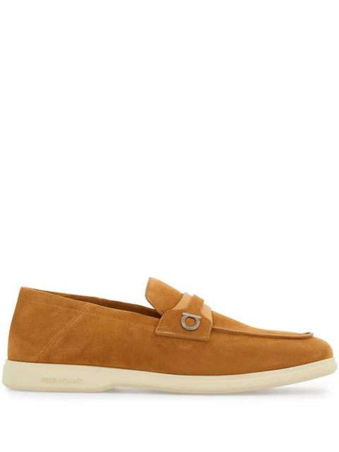 Ferragamo Gancini-Buckle Leather Loafers in Neutrals
