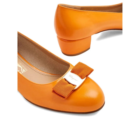 Ferragamo 40Mm Vara Bow-Embellished Block-Heel Pumps