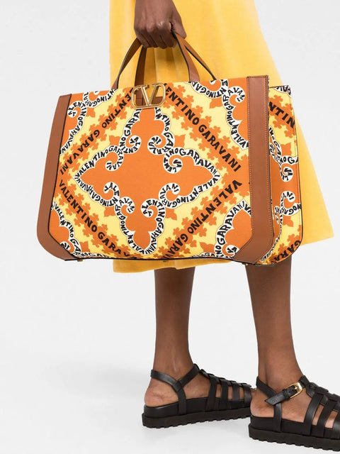 Valentino Garavani Vlogo Bandana-Print Tote Bag