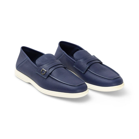Ferragamo Gancini-Plaque Leather Loafers in BLUE
