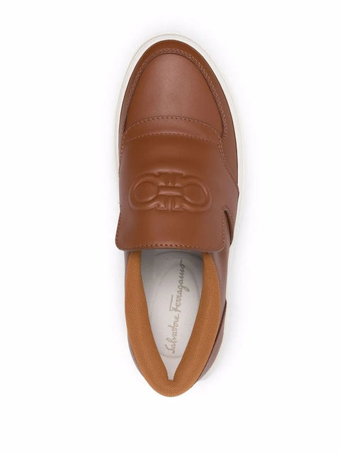 Ferragamo Sneaker in Brown