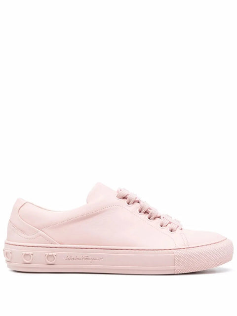 Ferragamo Gancini Sneakers in Pink