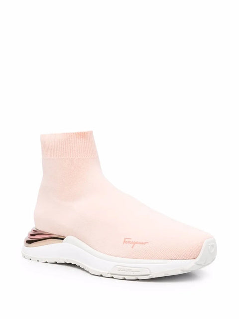Ferragamo Logo Slip-On Sneakers in Pink