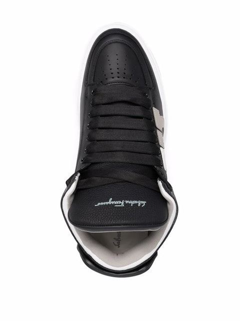 Ferragamo Marvelous Low-Top Sneakers in Black