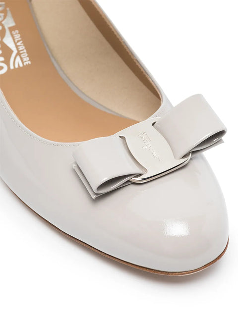 Ferragamo 40Mm Vara Pumps