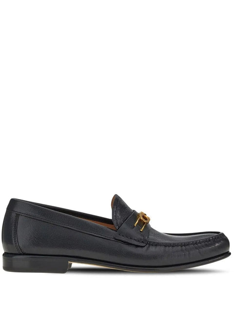 Ferragamo Gancini Buckle Loafers in BLACK