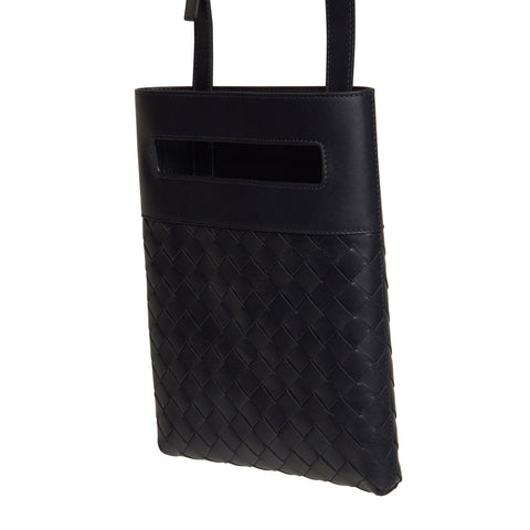 Bottega Veneta Mesh Crossbody Bag in Blue